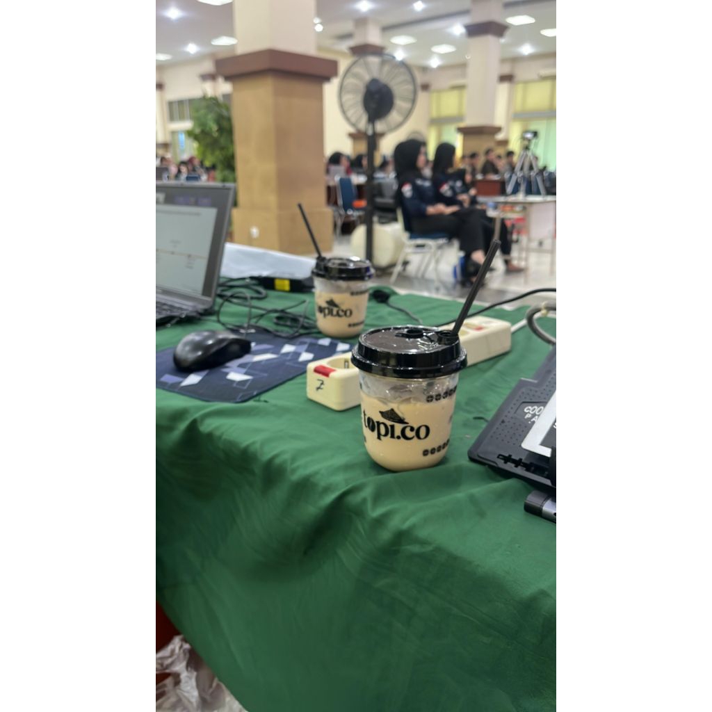 

kopi susu gula aren siap minum