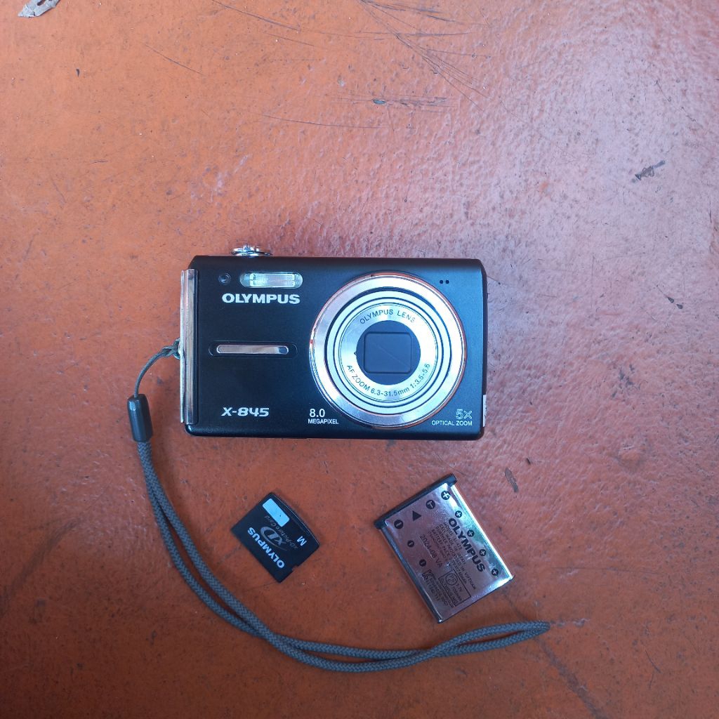 Olympus X-845 | Camera Digital | Digicam