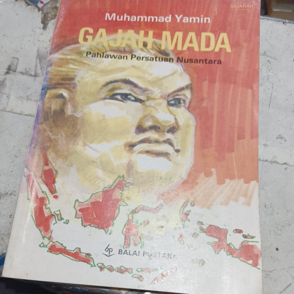 BUKU BEKAS MUHAMMAD  YAMIN GAJAH MADA PAHLAWAN PERSATUAN NUSANTARA