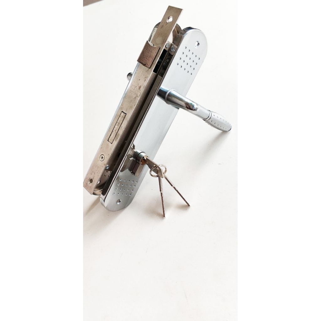 Kunci pintu rumah set komplit ukuran besar