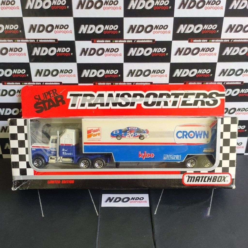 Matchbox Super Star Transporters Nascar Crown Racing Team #20 Rob Moroso