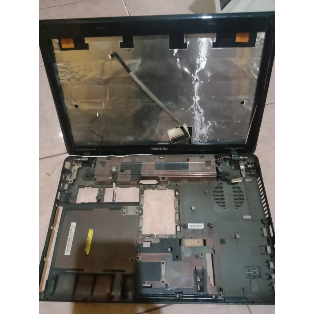 Casing Laptop TOSHIBA Satelite P745
