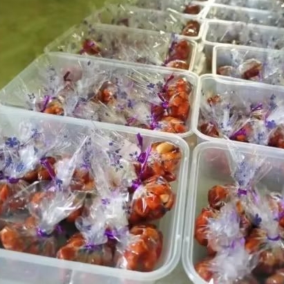 

kacang balado 1 tepak