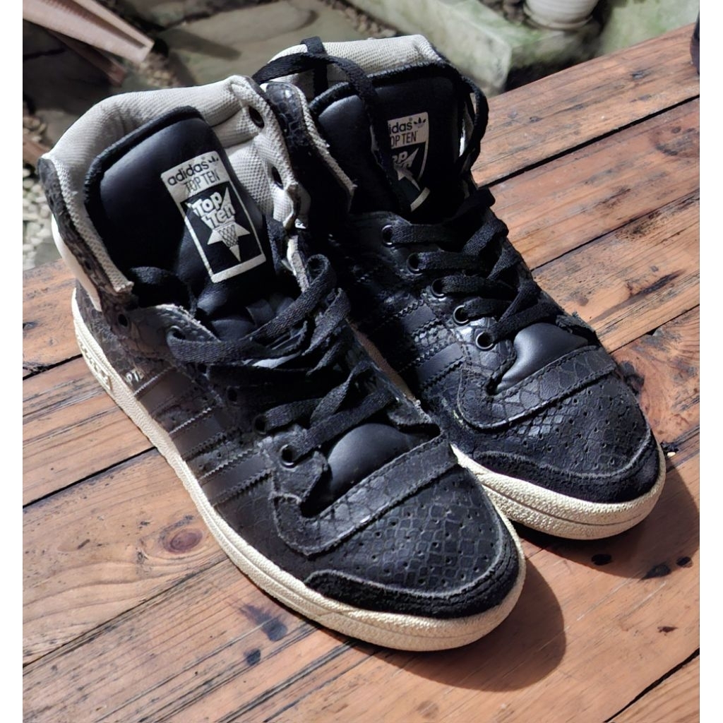 sepatu second size 38