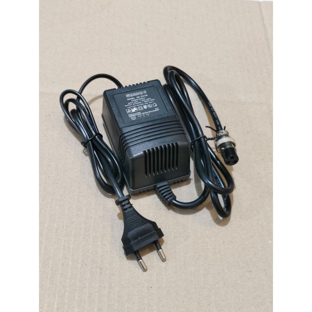 ADAPTOR MIXER  17V 3 PIN & 18,5V cocok untuk adaptor 3 lubang untuk merk YAMAHA  BETAVO SERIES black