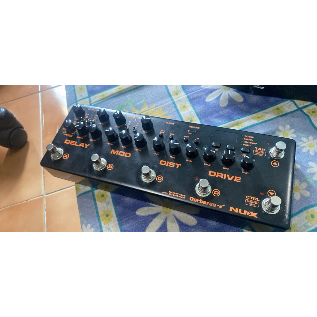 nux cerberus gitar effect