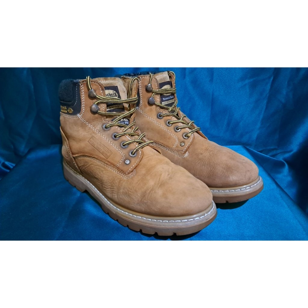 Dockers sepatu boot kulir size 42 insole 270