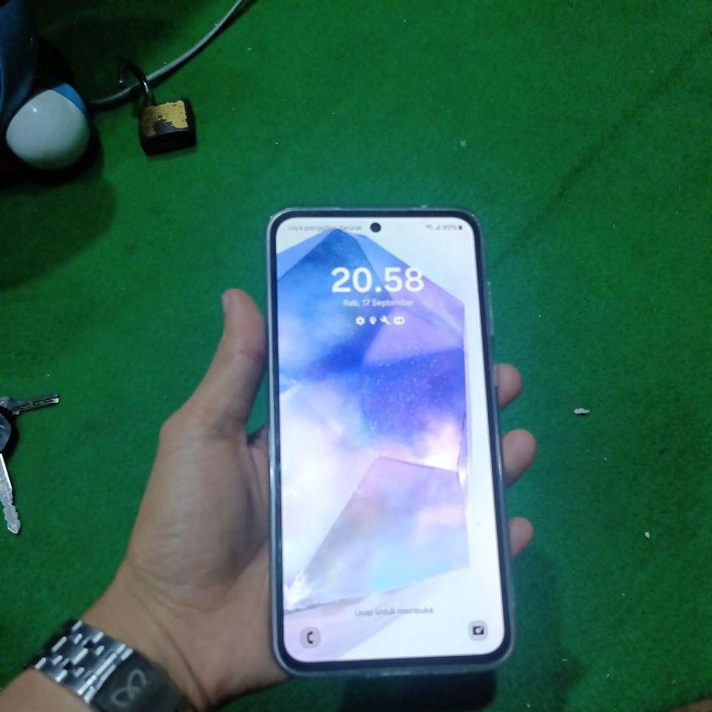 Samsung a55 5G ram 12gb Rom 256gb jaringan 5G barang bening 92%  hp+kotak ori semua kotak/box ada