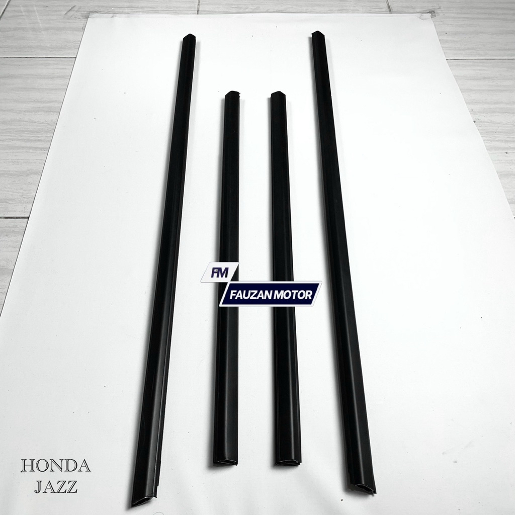 Pelipit Kaca Luar Honda Jazz Ge8 2008-2014 Weather strip Pelipit Kaca Honda Jazz S/RS 1 Set