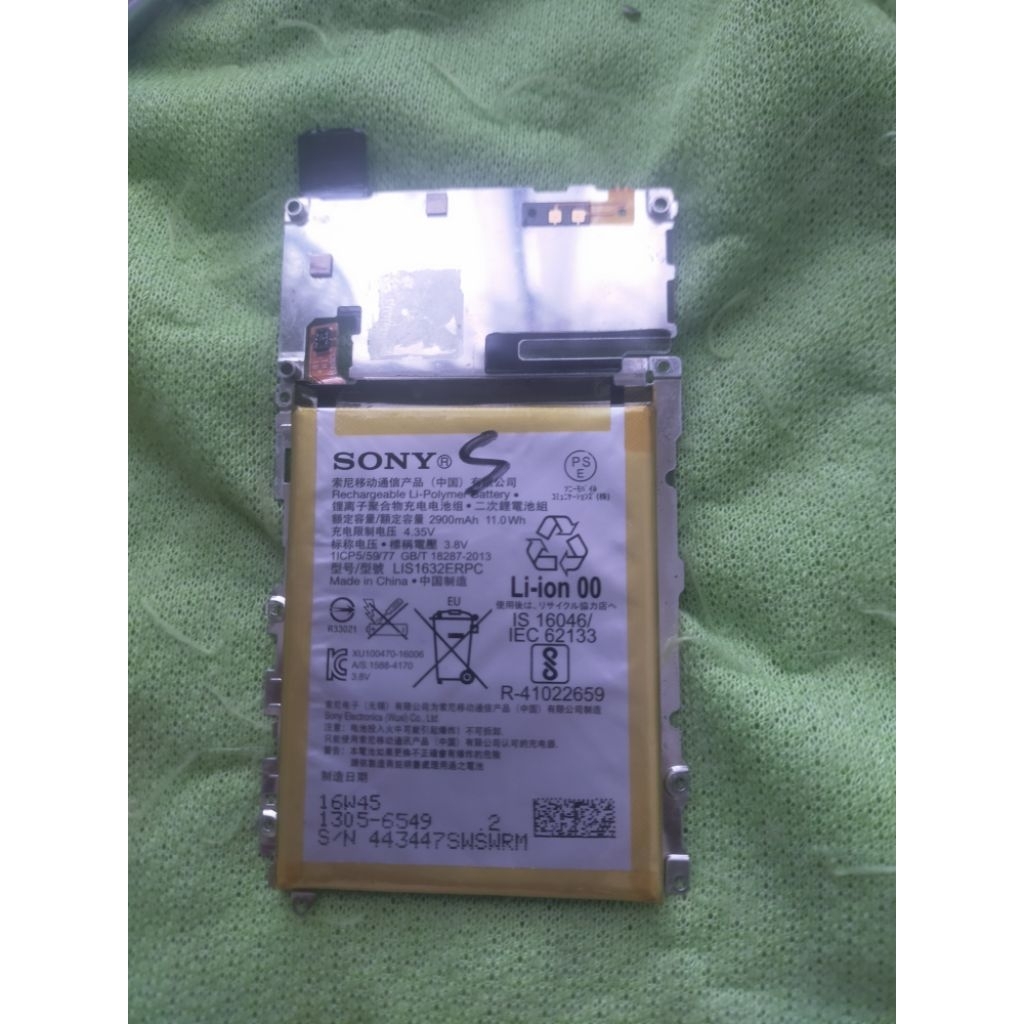 tutup batrei Sony XZS copotan