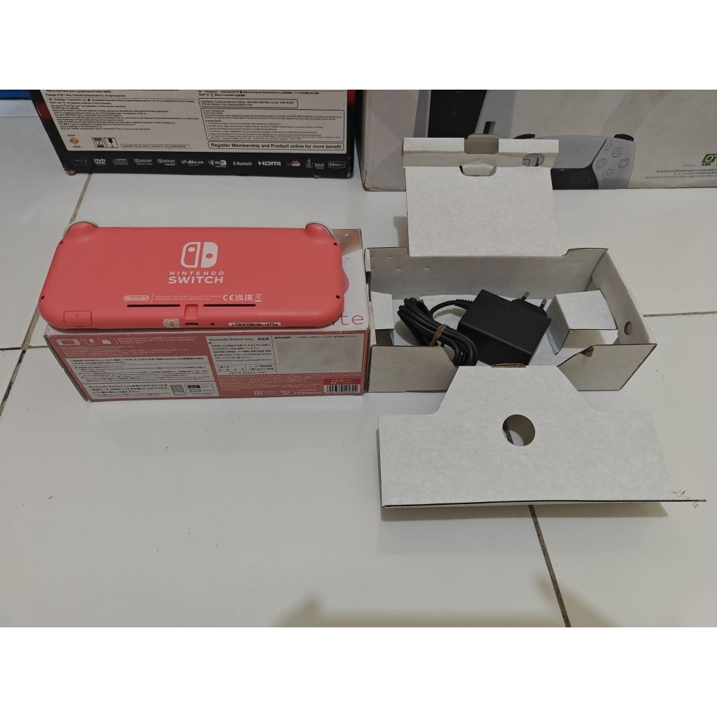 Nintendo switch lite Build date 2023 Dual Boot Ofw/Cfw 256Gb