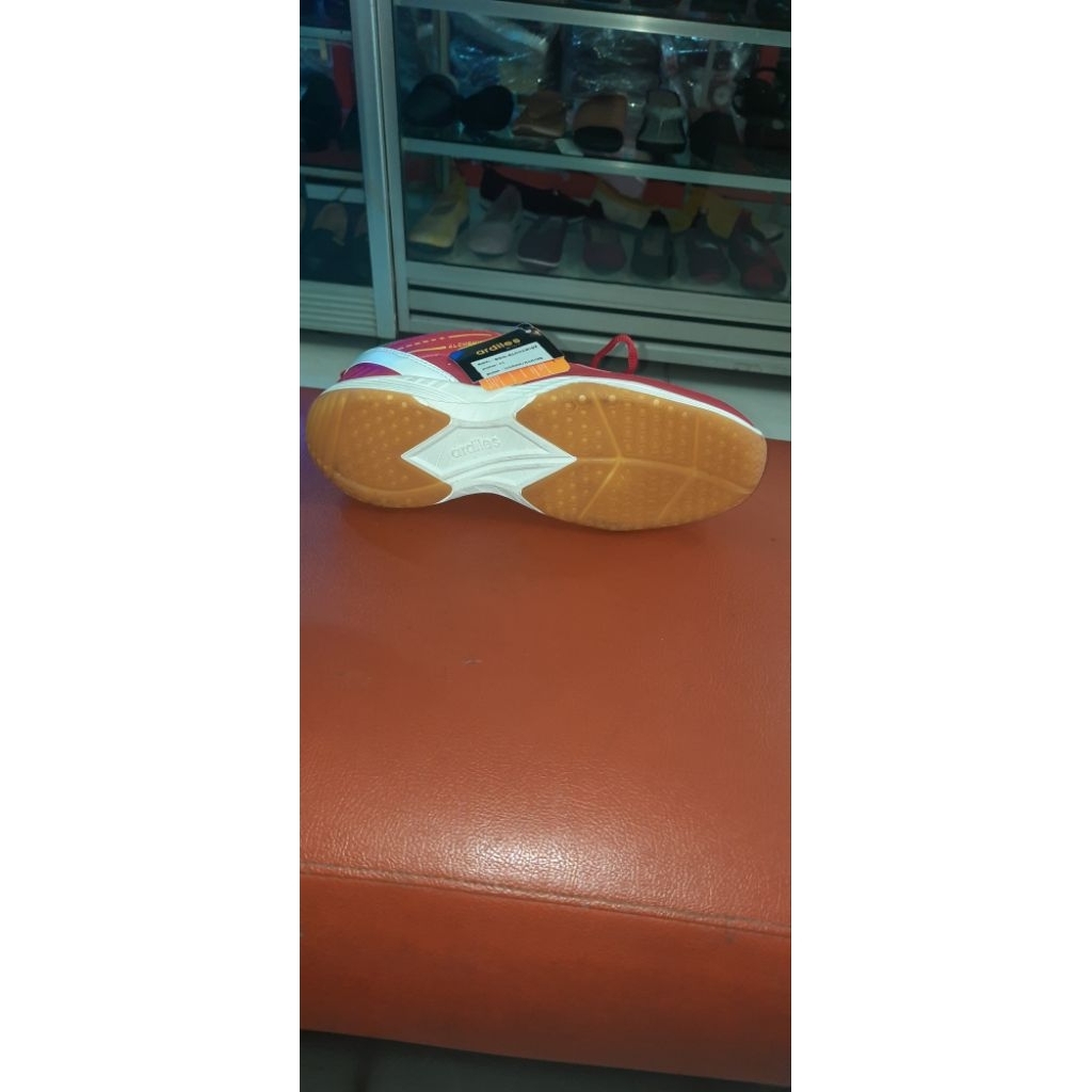 sepatu badminton ardiles