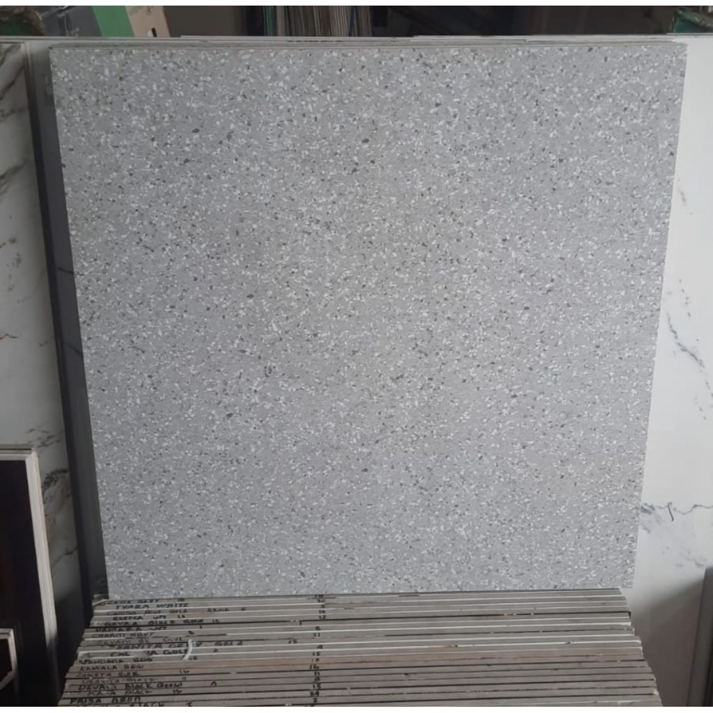 Granit Keramik Lantai Teras Remmy Grey 60x60 motif terazo infiniti doff