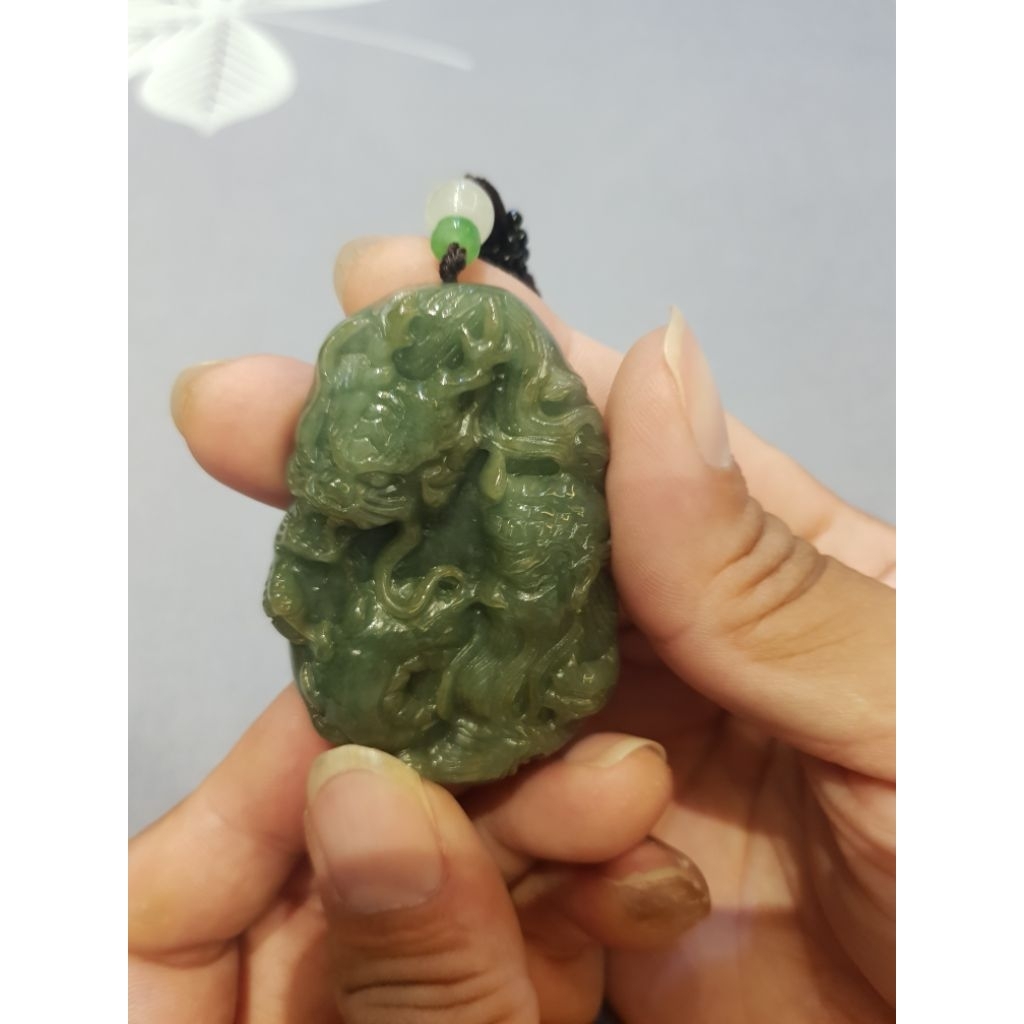 Liontin Jadeite Jade Ukir Kwan Kong Naga Hijau