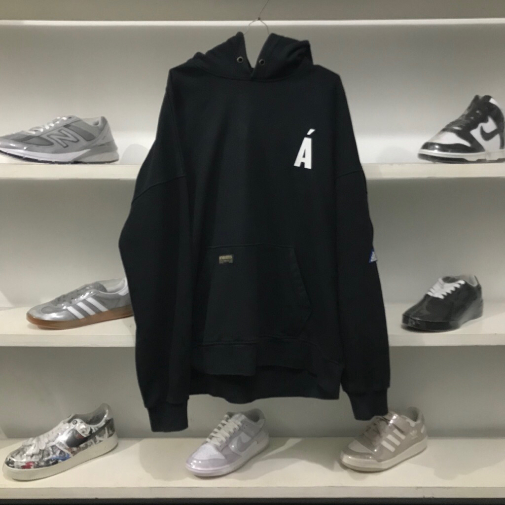 Deva States Hoodie Black