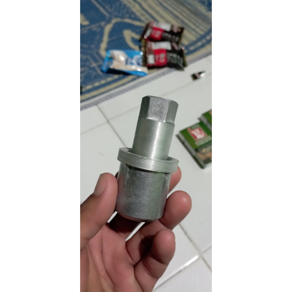 ADJUSTER KAKI MEJA PIPA BESI SETENLIS UKURAN 1,5 " Inch