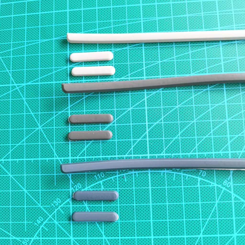 Kaki Bantalan Karet Casing Bawah Laptop Lenovo Ideapad C340 14IWL C340-14IWL Flex-14IWL