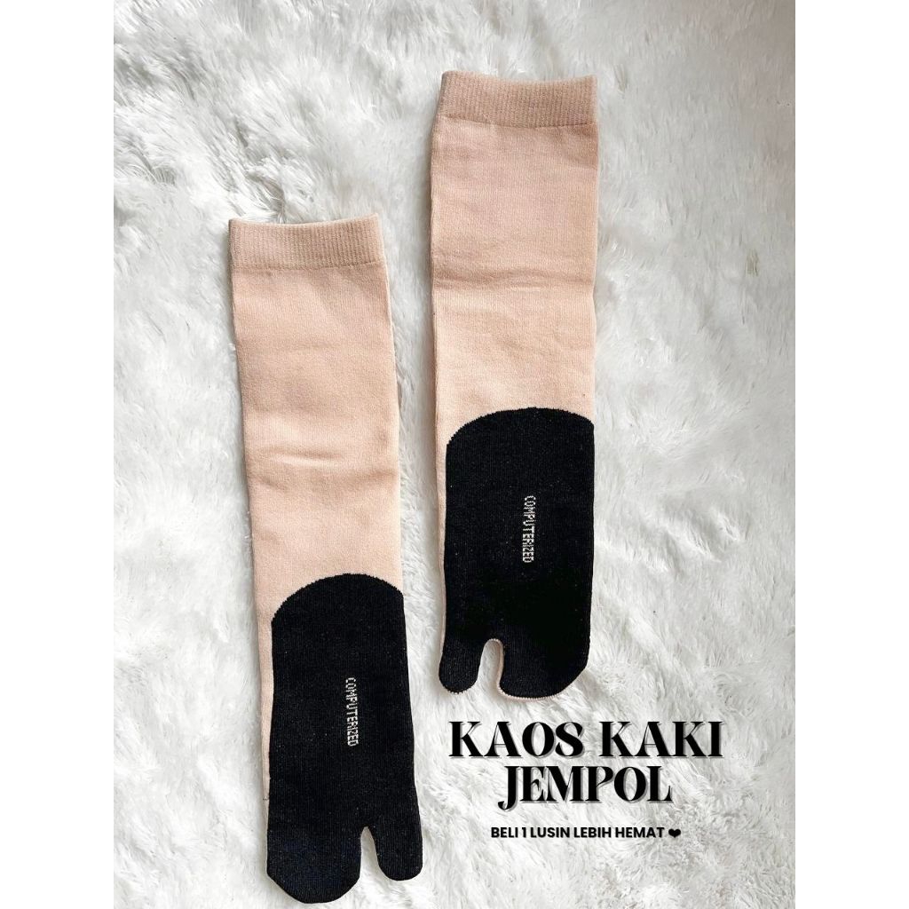 Kaos Kaki Jempol Muslimah Tapak Hitam Kaos kaki jempol Polos