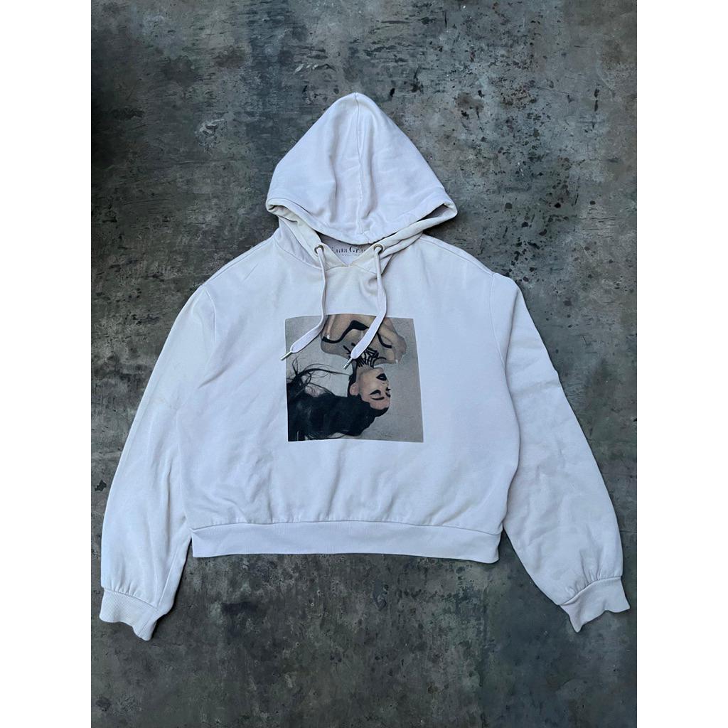 Hoodie h&m ariana grande