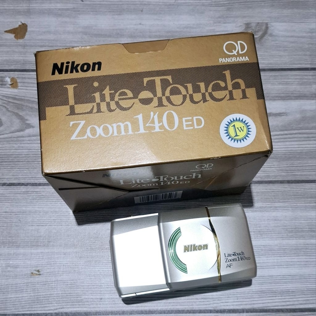 Kamera Analog Nikon Lite Touch Zoom 140 ED Panorama