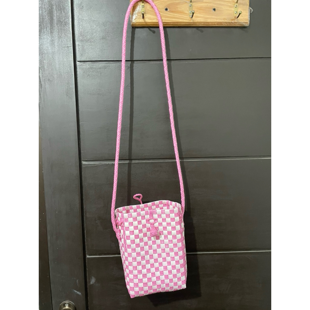 Tas sling bag jali jali pink