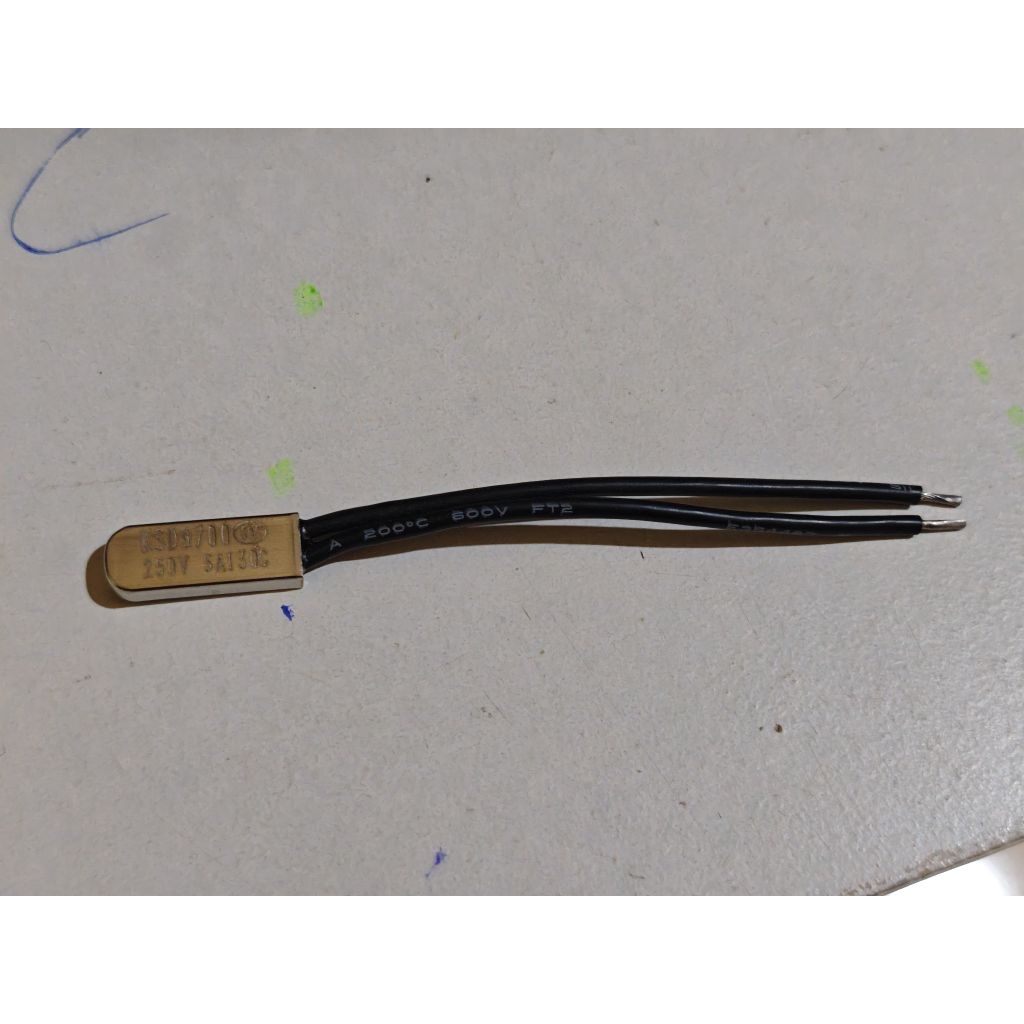 Fuse Sekring Blender KSD 9700 130 C 5A 220V