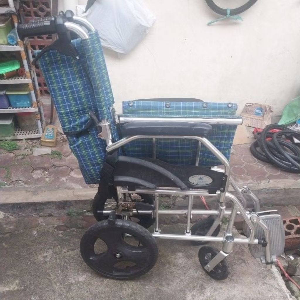kursi roda trevel seken murah