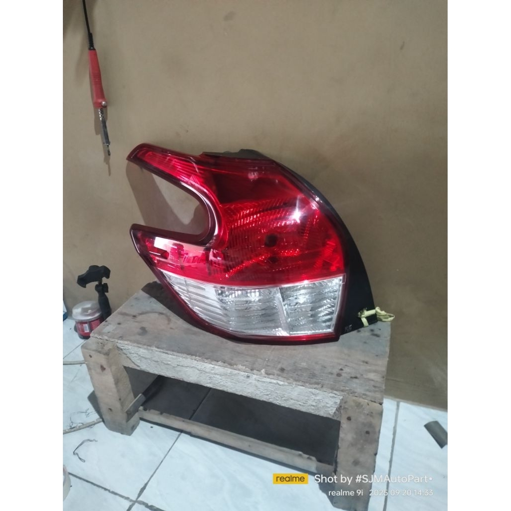 StopLamp TOYOTA YARIS lele 2016. KIRI