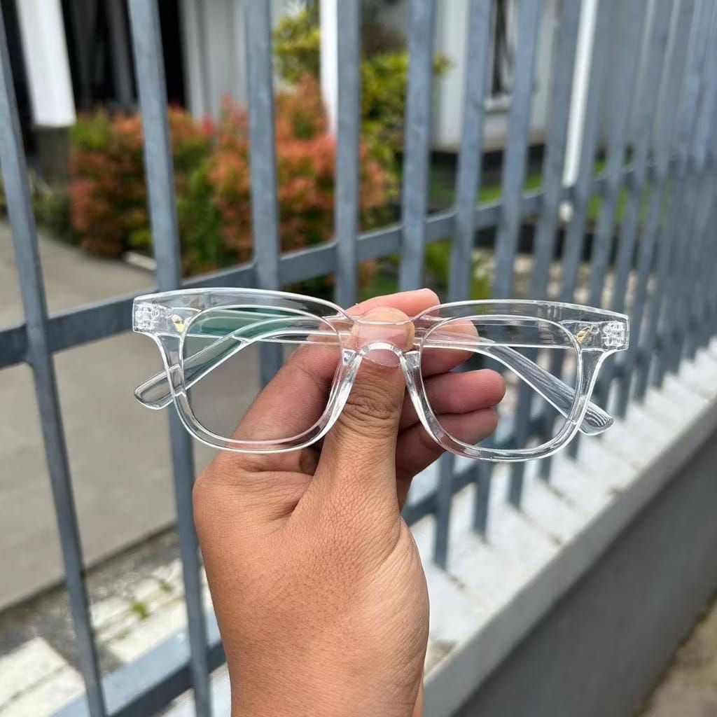 KACAMATA VINCENT LOGO V FRAME TRANSPARAN KACAMATA V CLEAR