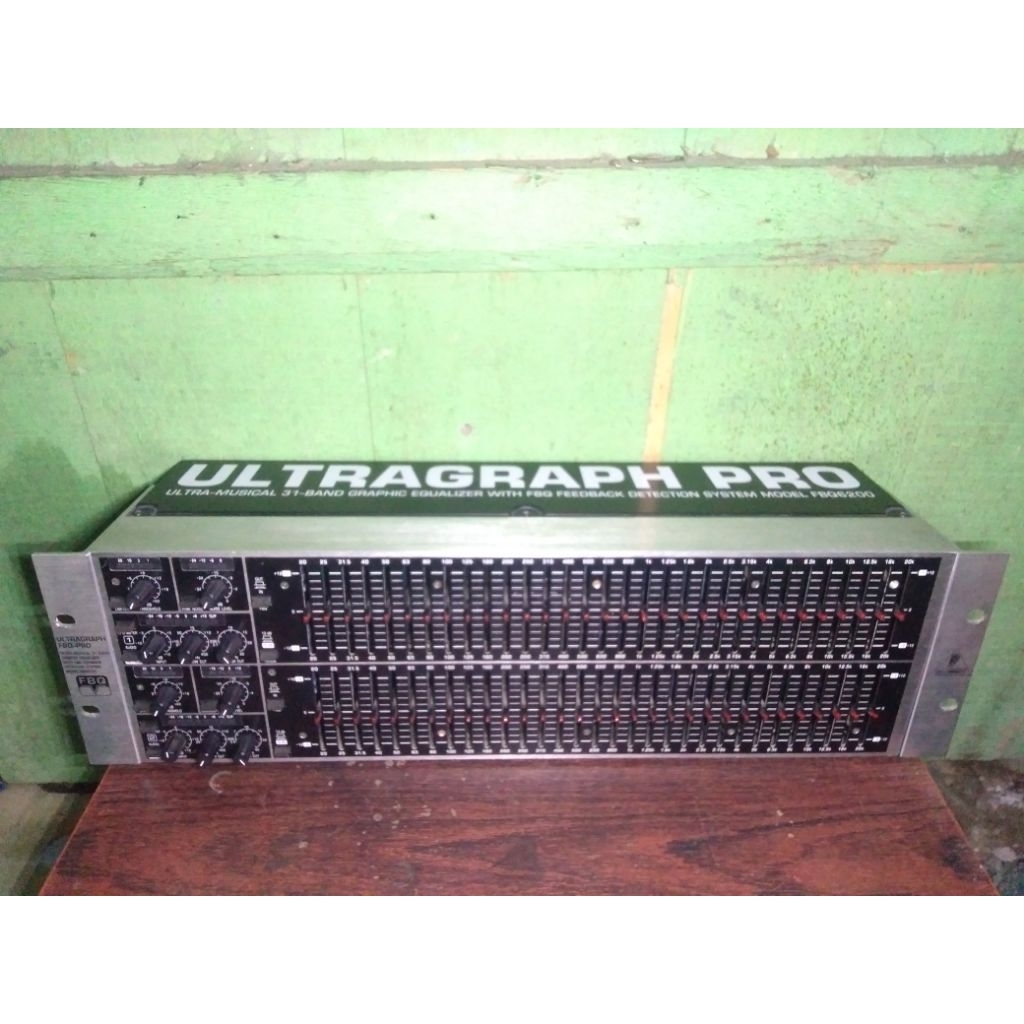 eq behringer fbq6200 seken