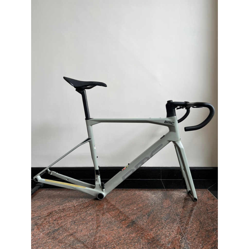 ORI*PRELOVED BMC roadmachine frameset