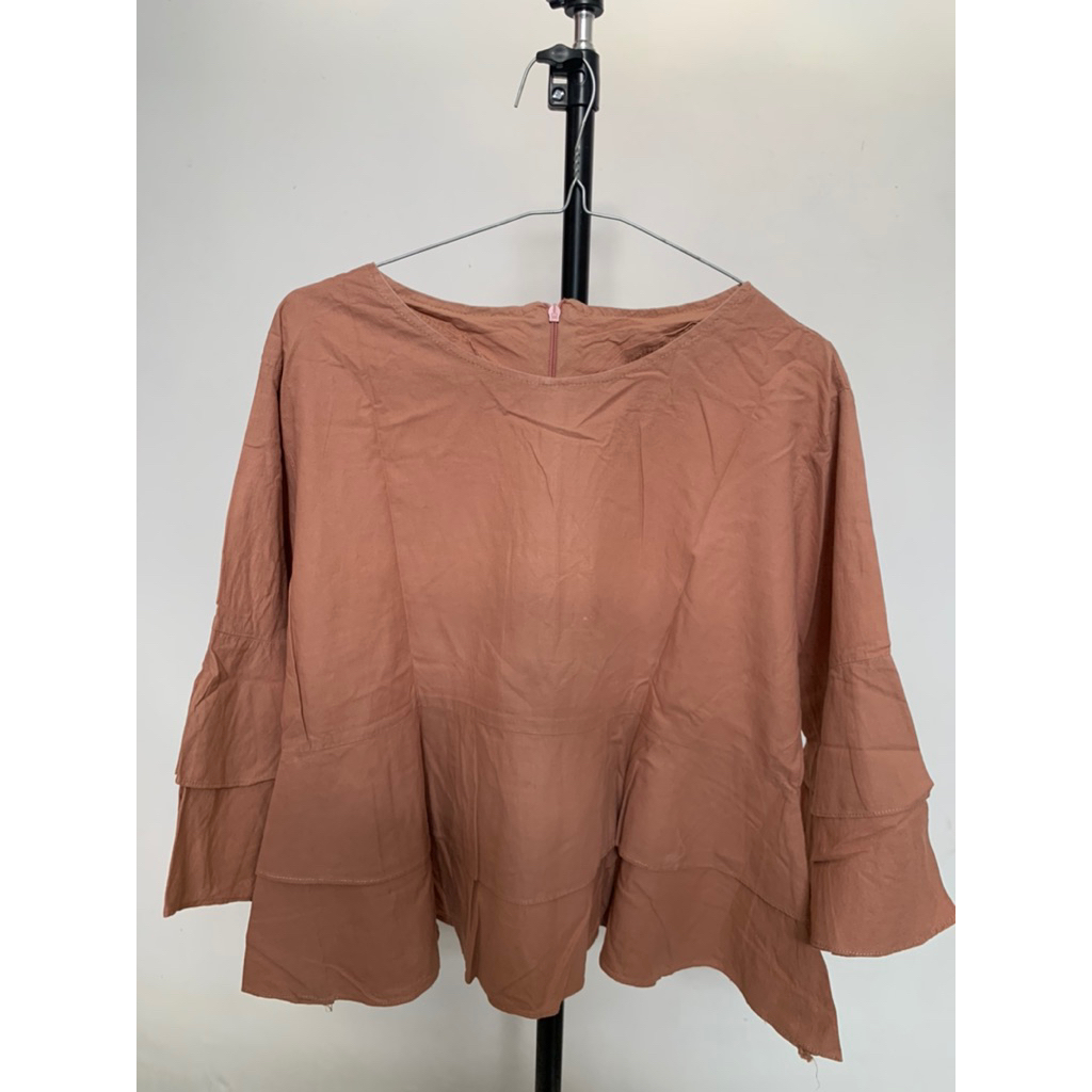 PRELOVED BLOUSE RUFFLE