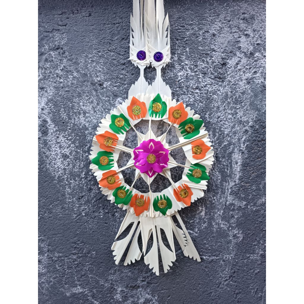 Tamiyang Kuningan/Tamiang Kuningan/Gantungan