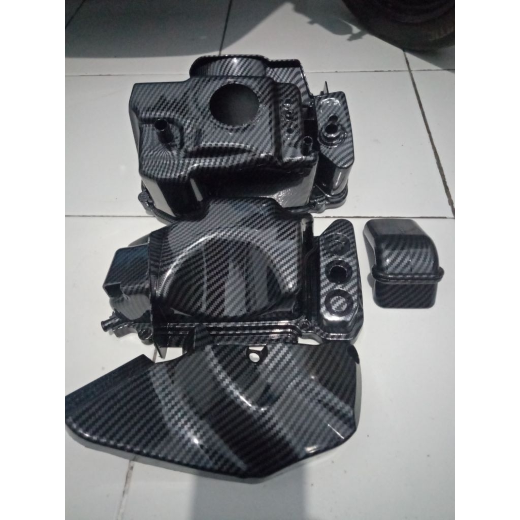 COVER PAKETAN BOX FILTER ATAU SARINGAN UDARA BEAT KARBU LAMA KARBON CLUP MOTIF HITAM