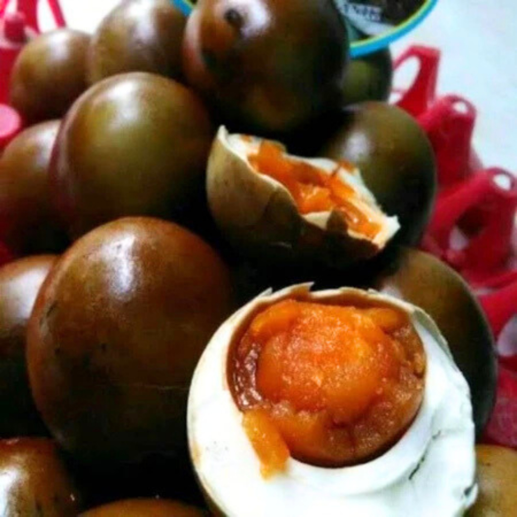 Paket Telur Asin Bakar 6 Butir – Gurih Masir Asli Brebes Aroma Asap Khas Premium