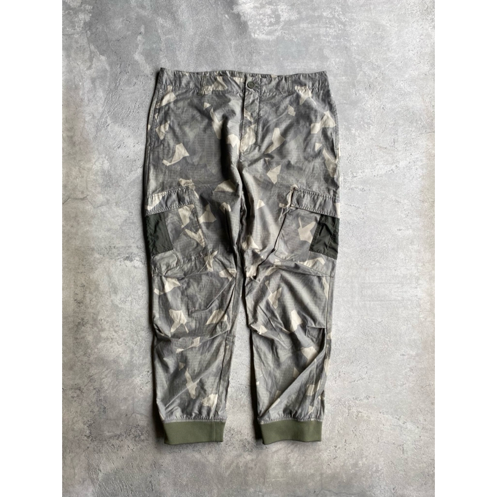 Armani Exchange Pants Size 36