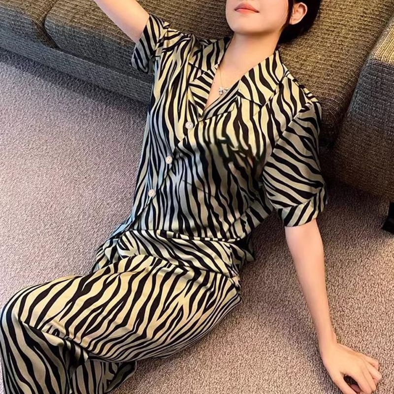 Set Piyama Wanita Nyaman, Motif Zebra dengan Sentuhan Elegan，Piyama Wanita Nyaman, Set Piyama Nyaman