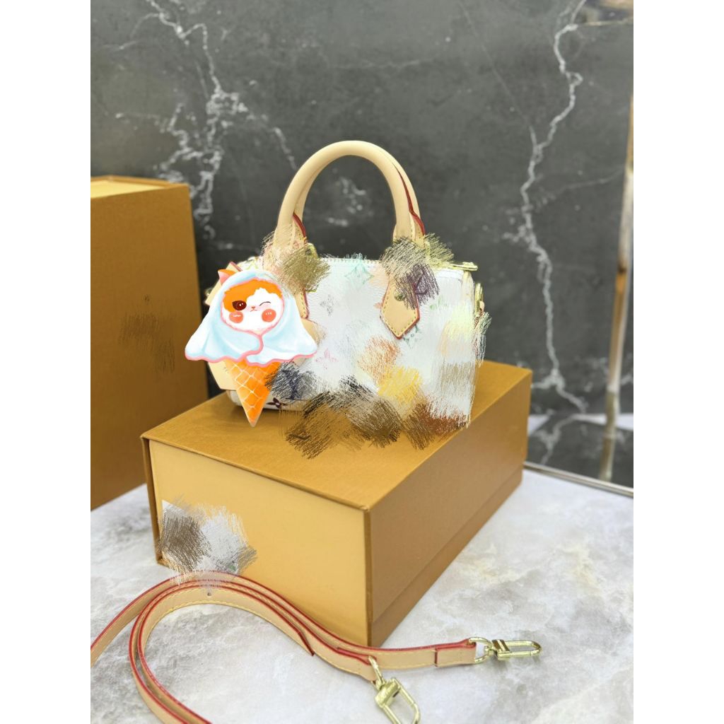 Cherrybag Store II Premium Quality (Free box)Tas Speedy Nno Uk17cm Mini Waterproof
II Bags Premium Q