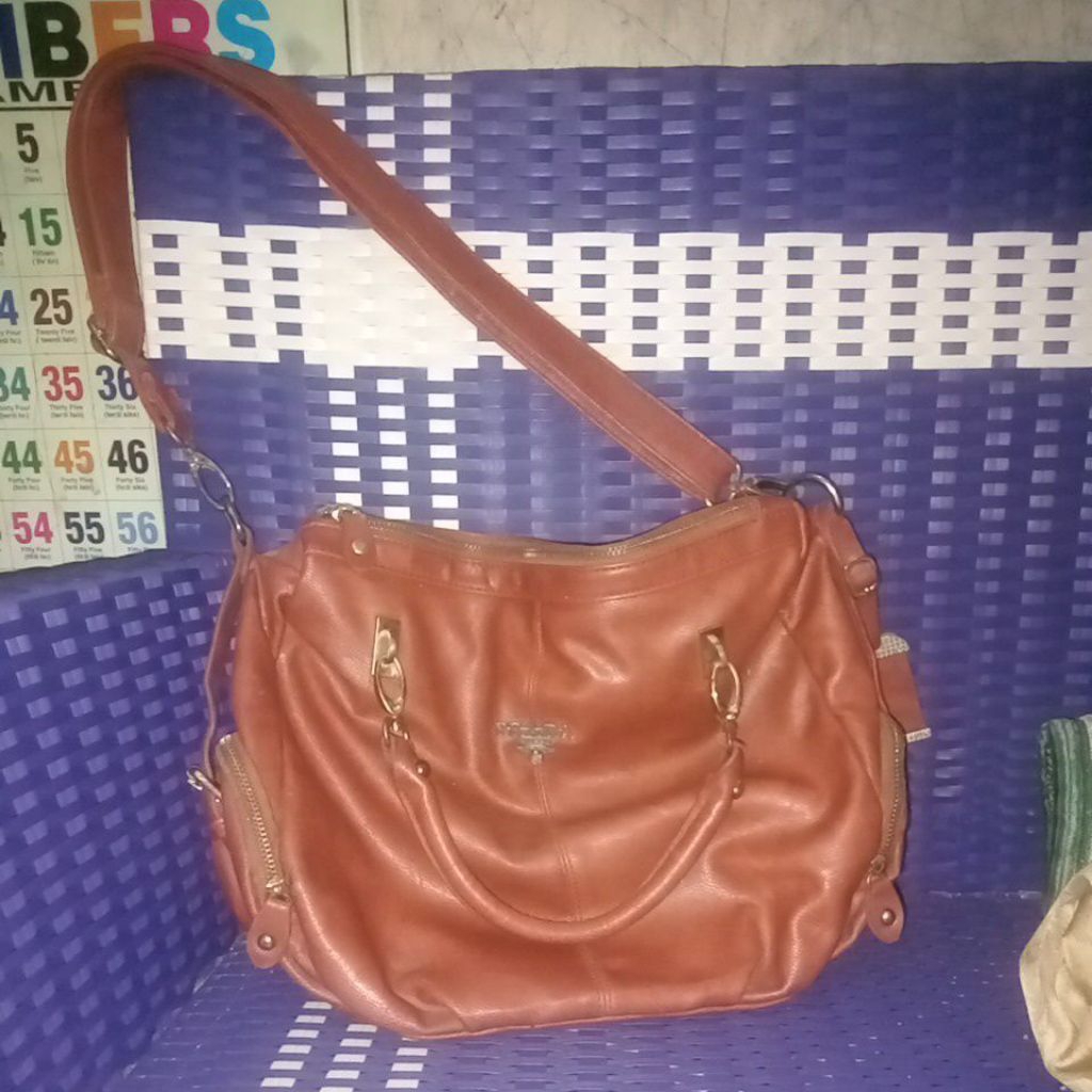 PReloved Sling dan shoulder bag PRADA