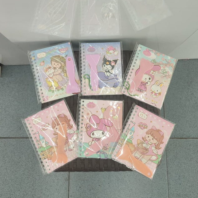 Binder Isi Stiker Sanrio & Little Ma Mother + Gantungan Kunci – Buku Stiker Karakter Lucu Anak Perem