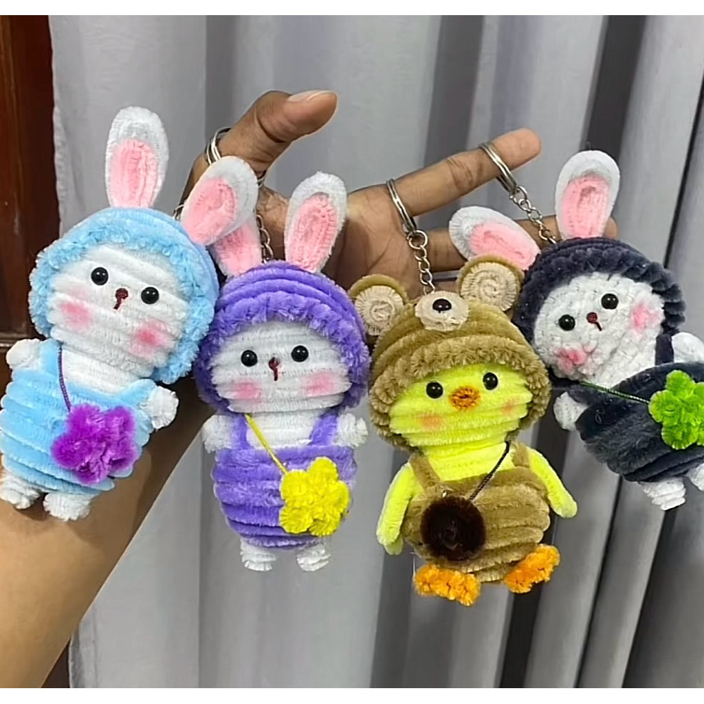 boneka karakter ganci