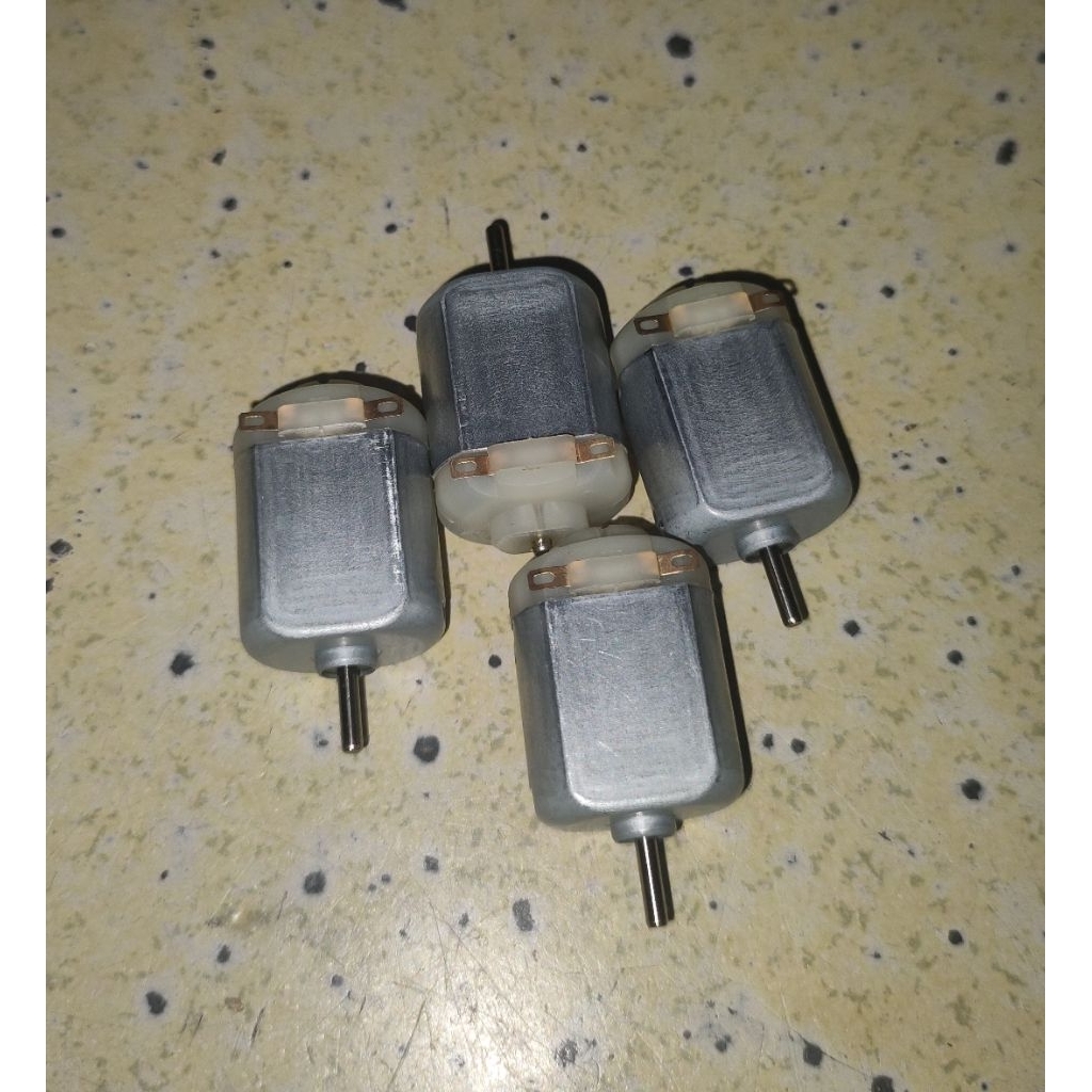 TAMIYA Dinamo Mabuchi Tutup Bening