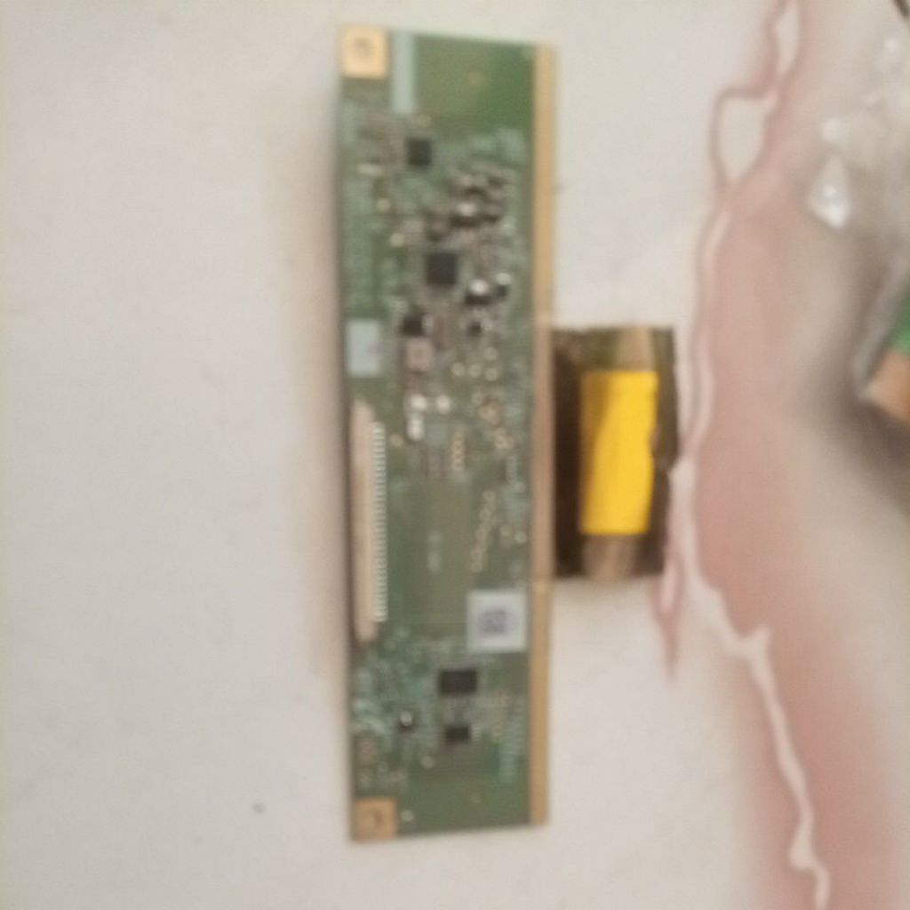 ticon tv sharp 2TC32DC