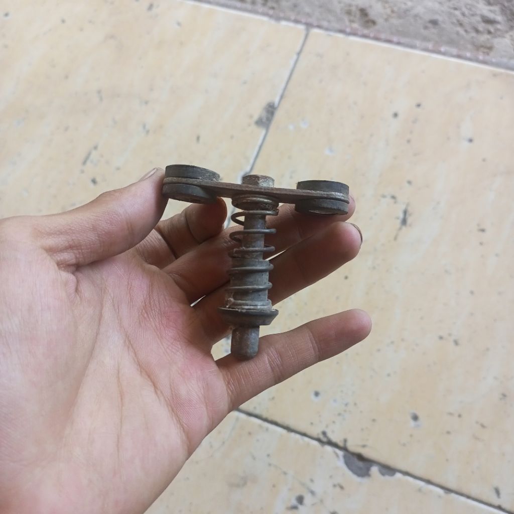 Per jok belakang Astrea original copotan