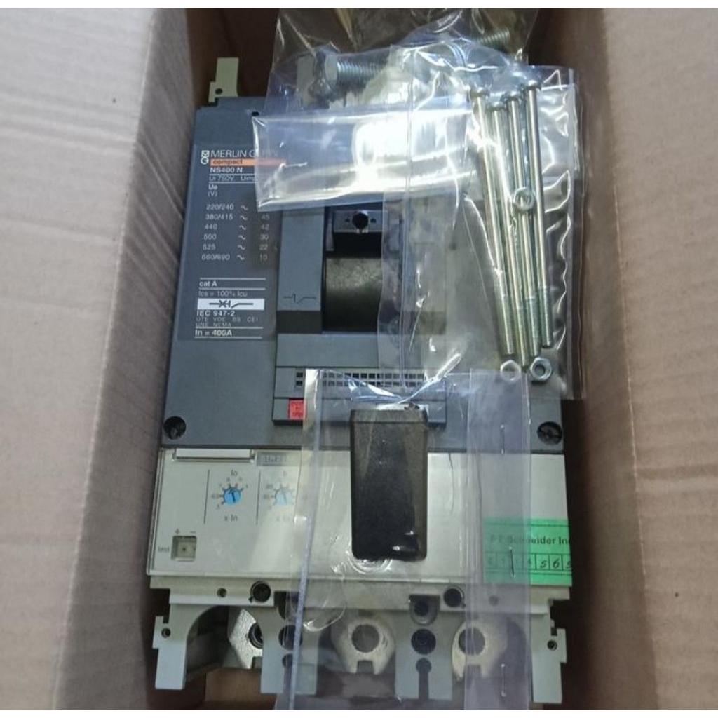 MCCB BREAKER MERLIN GERLIN NS 400N NS400 N 400 AMPER 3PHASE ORIGINAL