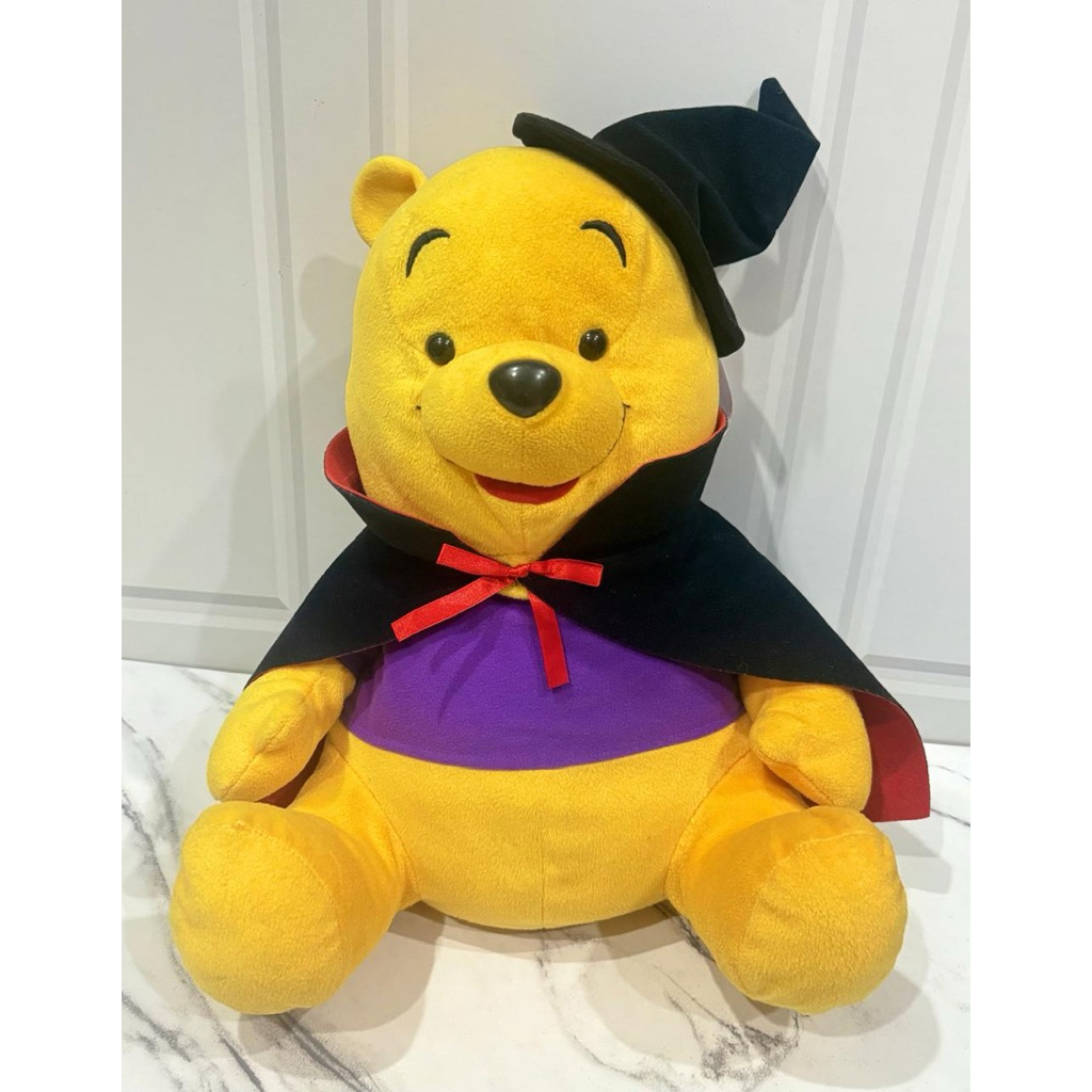 Boneka Plushie Winnie the Pooh Kostum Halloween Disney Sega
