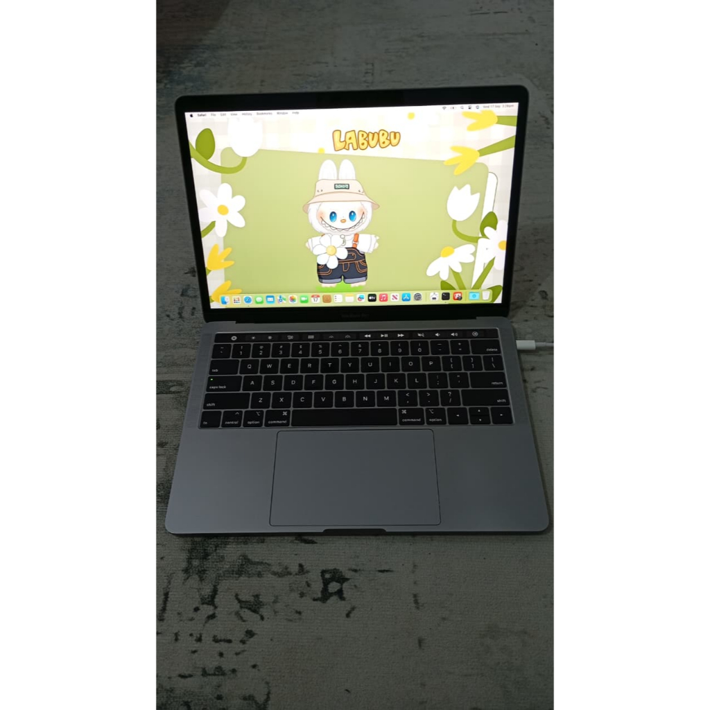 MacBook Pro 13" 2019 TouchBar — Core i7 / 16GB / 512GB