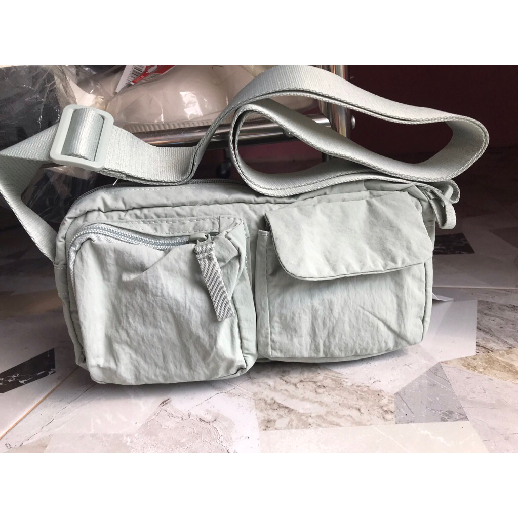 Tas Slempang Warna Mint