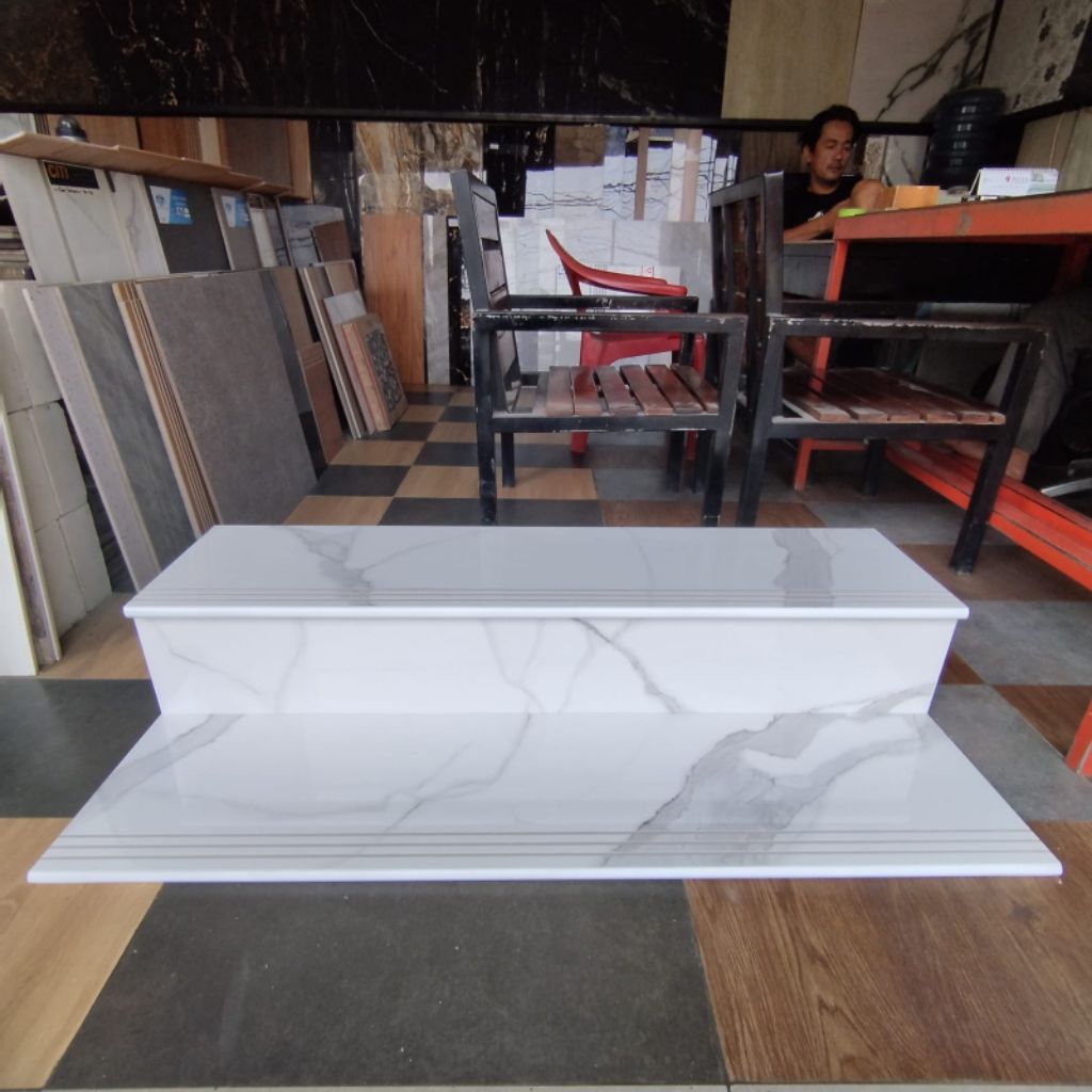 Granit tangga motif marmer ukuran custom Glazed Polished