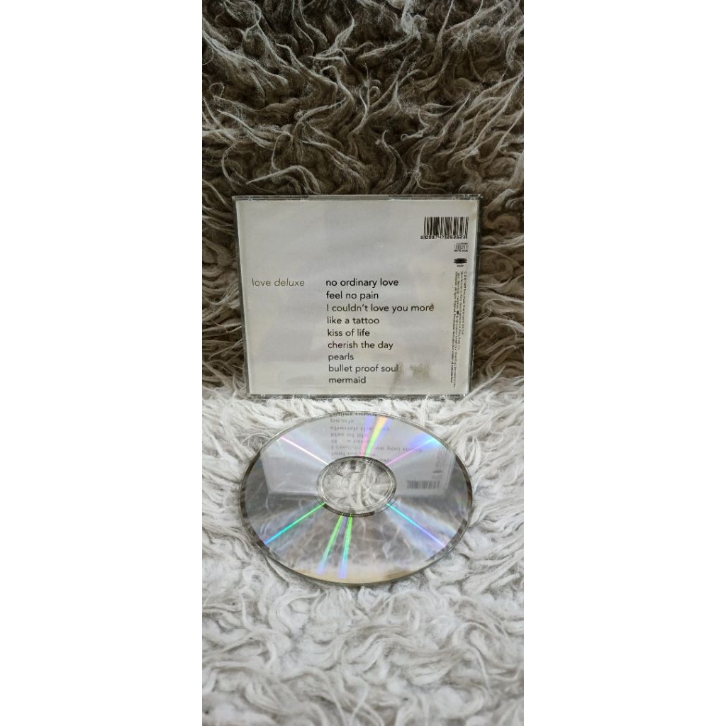 SADE  LOVE DELUXE  KASET CD IMPORT